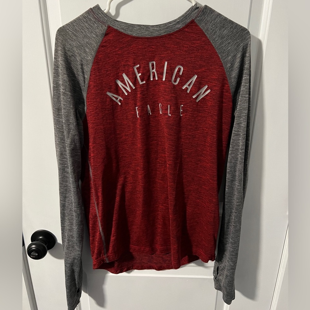 American Eagle long sleeve shirts